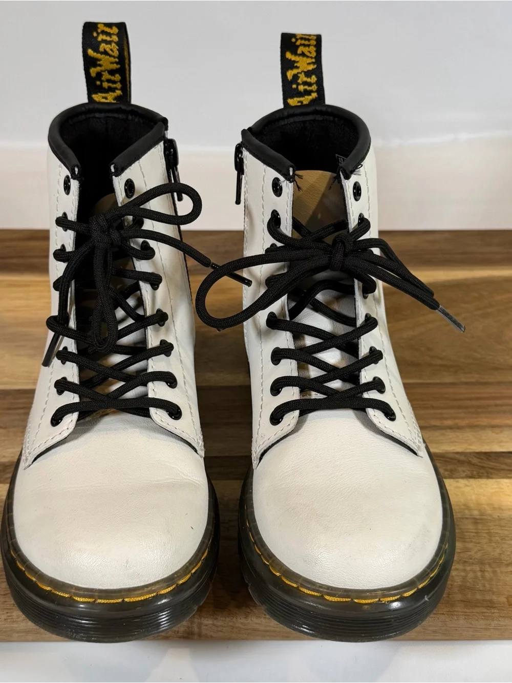 Dr Martens 1460 Youth Sz 1 White Combat Boots with Black Trim